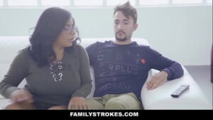 סרטי סקס FamilyStrokes – Hot Latin Twin (Sheyla) (Keysha) Compete For Cock
