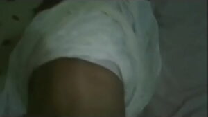 סרטי סקס Mayrita me da las nalgas de perrito