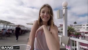סרטי סקס Real Teens – Teen POV pussy play in public