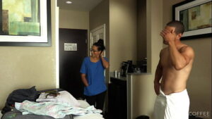 סרטי סקס ROOM SERVICE! Slutty Latina maid Jolla fucks hotel guest and makes a mess in the room.
