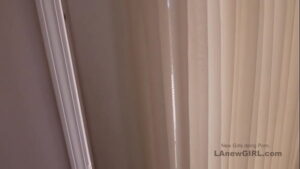 סרטי סקס Sexy Brunette thrilled sucking big cock in studio