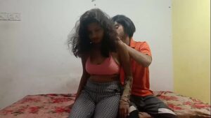 סרטי סקס South indian college girl seducing by me with hidden camera