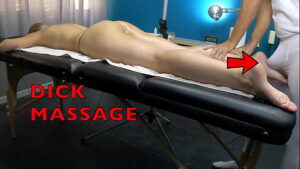 סרטי סקס This is how a Masseur Massages your Wife when you are away for Work