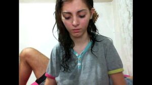 סרטי סקס webcam girl hottalicia gives a blow-job and gets fucked from the back